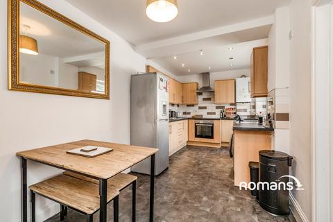 3 bedroom terraced house to rent, Tenth Avenue, Bristol, Gloucestershire, BS7