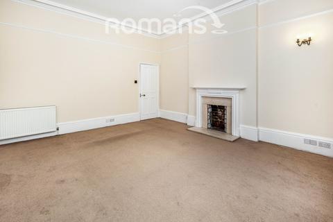 2 bedroom flat to rent, Firfield, Holyport Road, Maidenhead, SL6