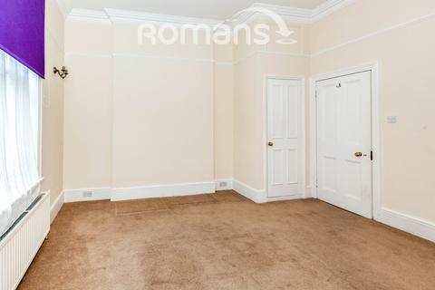 2 bedroom flat to rent, Firfield, Holyport Road, Maidenhead, SL6