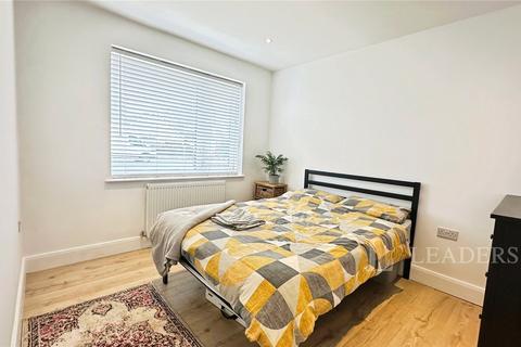 undefined, Riverside Road, Luton, Bedfordshire, LU3