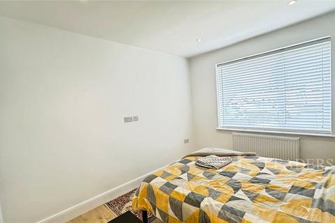 undefined, Riverside Road, Luton, Bedfordshire, LU3