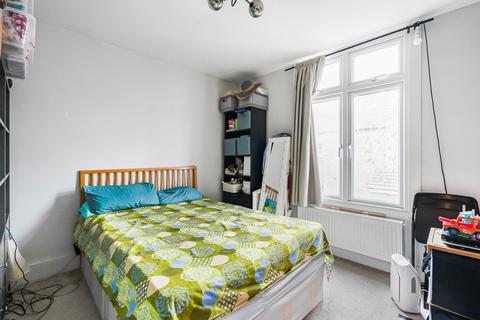 undefined, South Norwood Hill, London, SE25