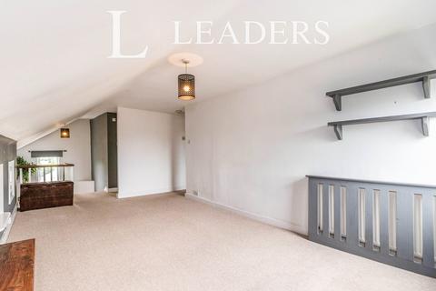 1 bedroom flat to rent, Randolph Road, Epsom, KT17
