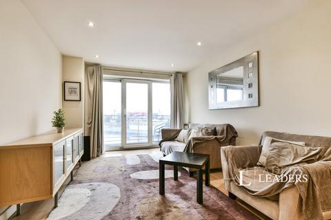 2 bedroom flat to rent, The Quays, Salford, Greater Manchester, M50