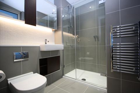 2 bedroom flat to rent, Newnton Close, Finsbury Park, London, N4