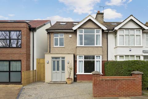 Taunton Avenue, West Wimbledon SW20