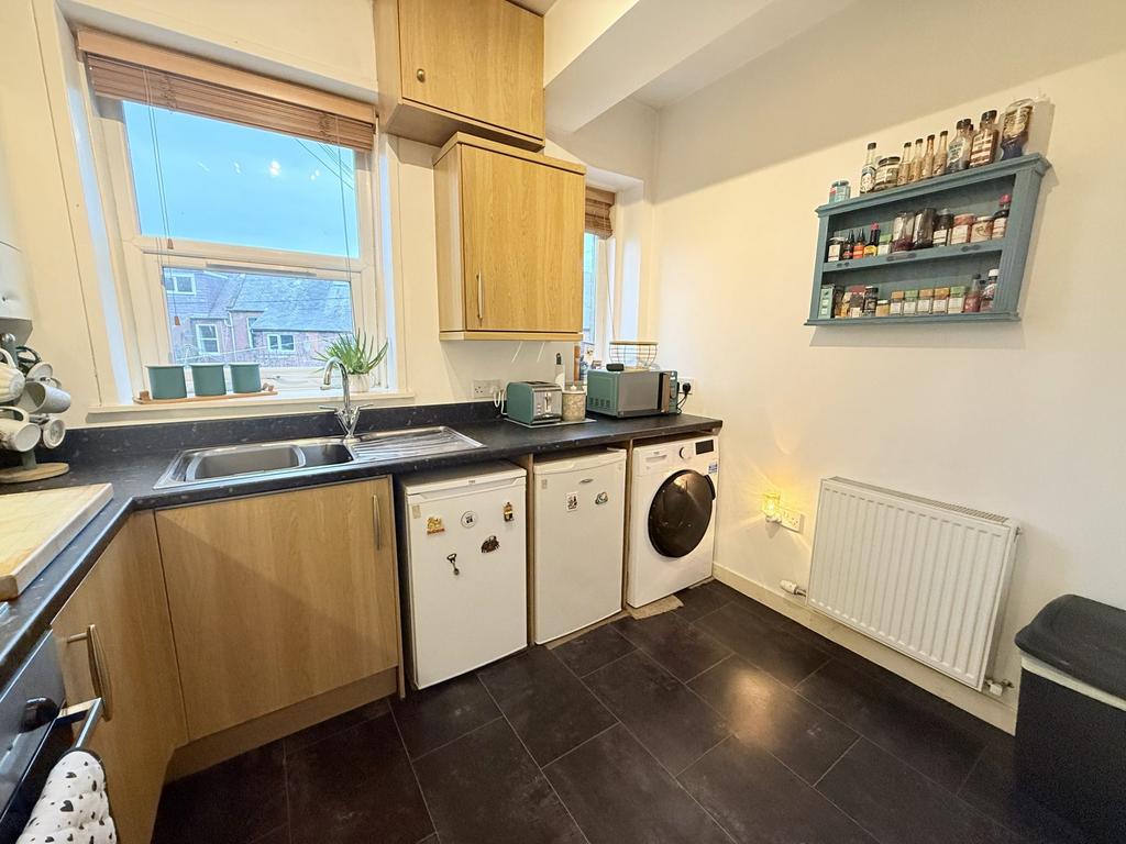 9 Primrose Street, Dumfries, DG2 7 AU - Braidwoods
