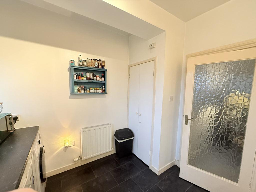 9 Primrose Street, Dumfries, DG2 7 AU - Braidwoods