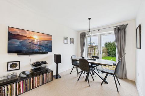 undefined, Tern Avenue, Horsham RH12