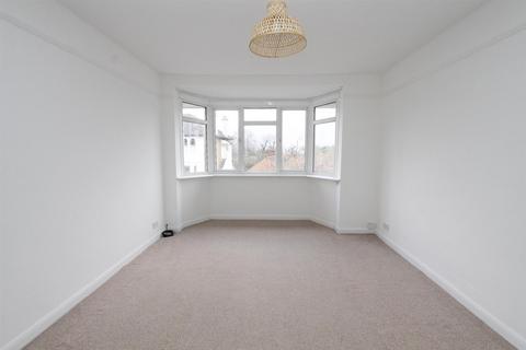 2 bedroom maisonette for sale, Grosvenor Road, Wallington SM6