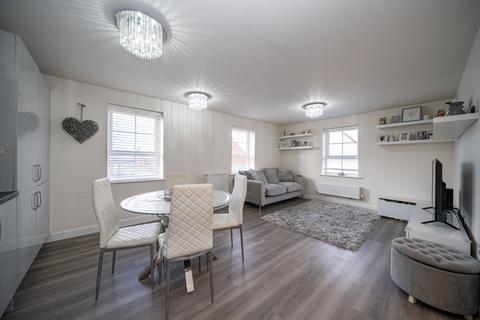 2 bedroom flat for sale, Broughton, Aylesbury HP22