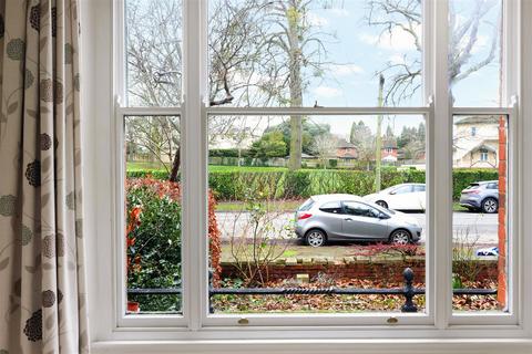 1 bedroom apartment for sale, Christchurch Road, Cheltenham