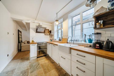 2 bedroom flat for sale, North End Road, Fulham Broadway, London, SW6