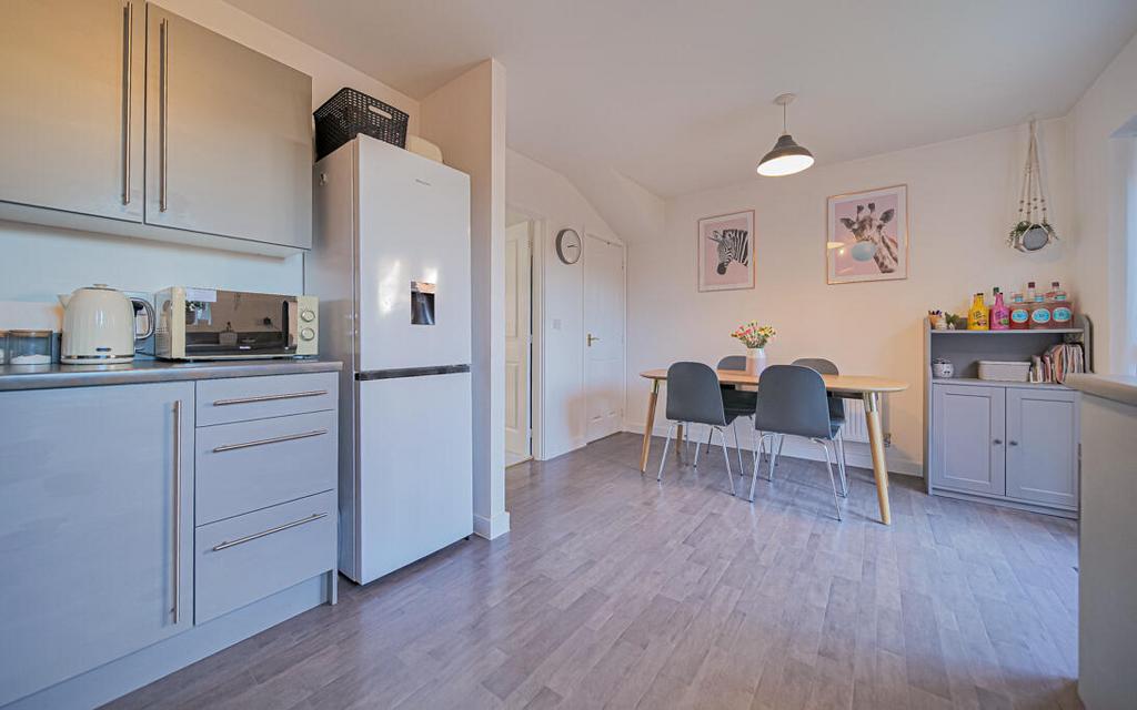 P1067197-2.jpg