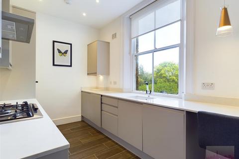 2 bedroom flat to rent, Parkside, London Road, Harrow on the Hill