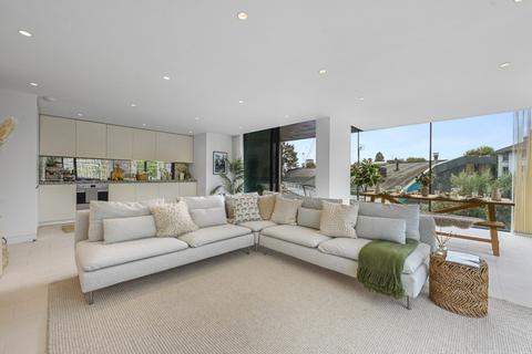 3 bedroom flat to rent, Oval Road, Primrose Hill, NW1
