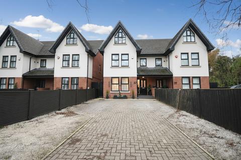 5 bedroom semi-detached house for sale, Grange Road, Eccles, M30