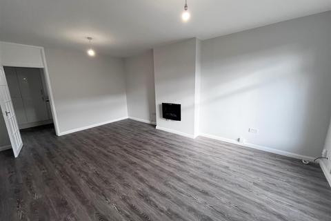 3 bedroom house to rent, Marton Way, Handforth, Wilmslow