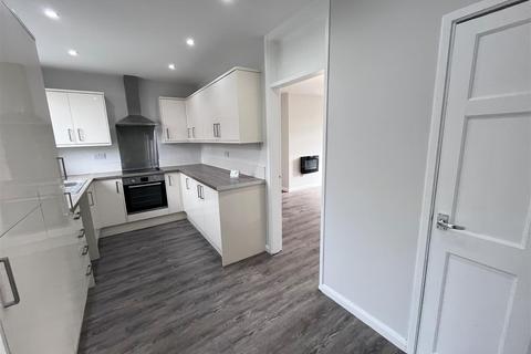 3 bedroom house to rent, Marton Way, Handforth, Wilmslow
