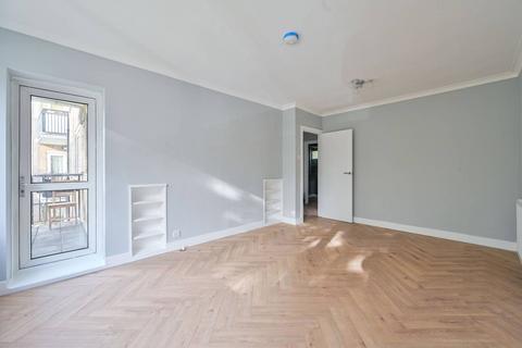 2 bedroom flat to rent, East Street, Elephant and Castle, London, SE17