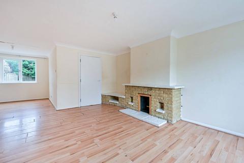 3 bedroom house for sale, Hawthorn Close, Woking, GU22