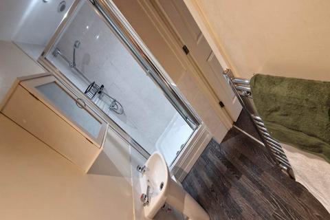 3 bedroom house share to rent, Milton Street, Derby,