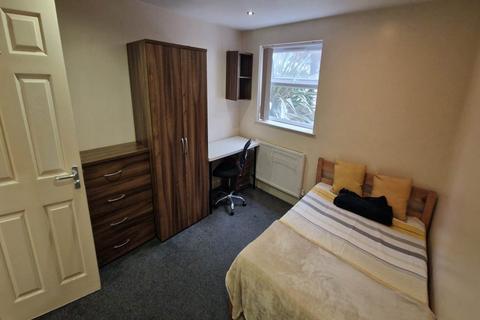 3 bedroom house share to rent, Milton Street, Derby,