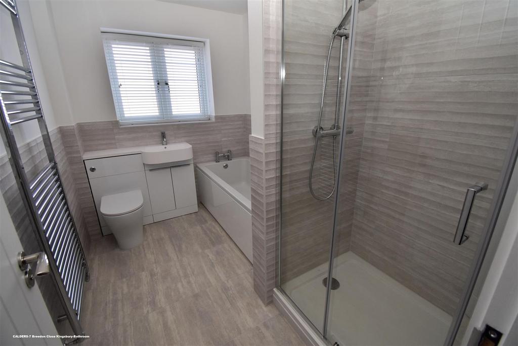 7 Breedon Close Kingsbury Bathroom.JPG