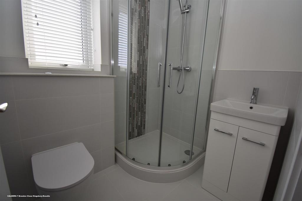 7 Breedon Close Kingsbury Ensuite.JPG