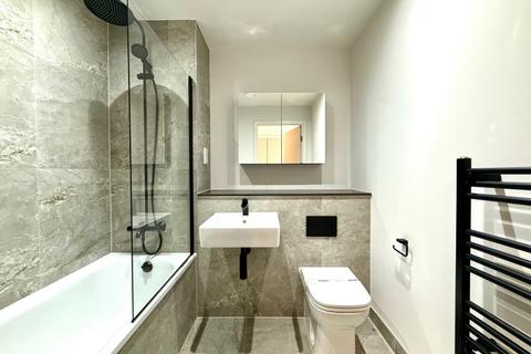 1 bedroom apartment to rent, Waterhouse Gardens, Manchester M3