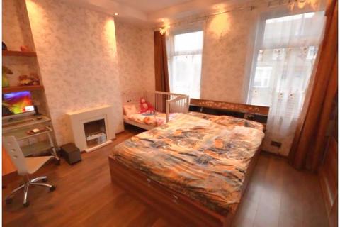 undefined, Maximfeldt Road, Erith, DA8