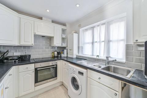 2 bedroom flat to rent, Amhurst Walk,, Thamesmead, London, SE28