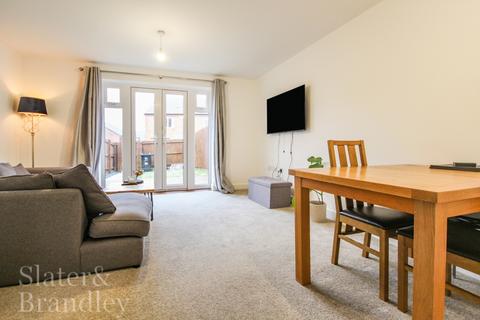 2 bedroom terraced house to rent, Robinson Close, Edwalton, Nottingham, Nottinghamshire, NG12