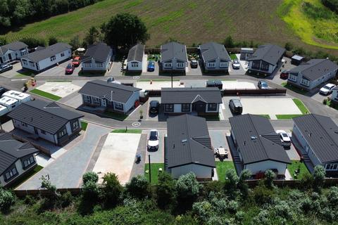 undefined, Tewkesbury, Gloucestershire, GL19