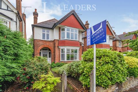 2 bedroom flat to rent, Effingham Road, Long Ditton, Surbiton, KT6
