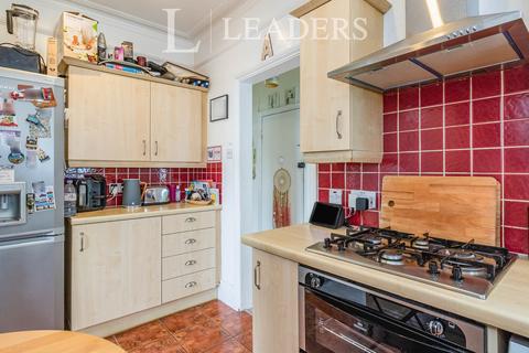 2 bedroom flat to rent, Effingham Road, Long Ditton, Surbiton, KT6