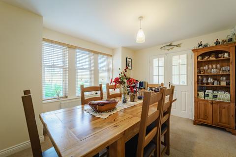 6 bedroom detached house for sale, Pennard Close, Great Denham, Bedford