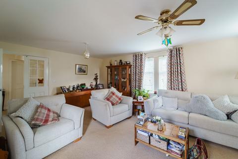 6 bedroom detached house for sale, Pennard Close, Great Denham, Bedford