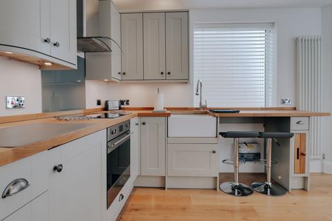 1 bedroom maisonette to rent, Capel Road, Watford, WD19