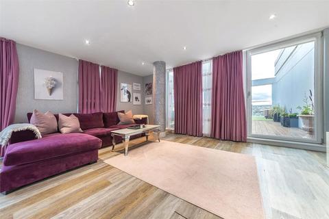 Millharbour, London E14