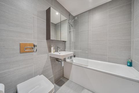 2 bedroom apartment for sale, Tower Bridge Road, London
