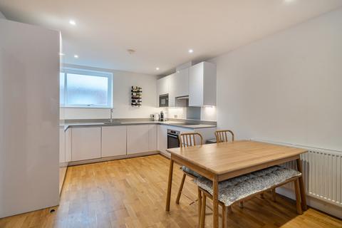2 bedroom apartment for sale, Tower Bridge Road, London