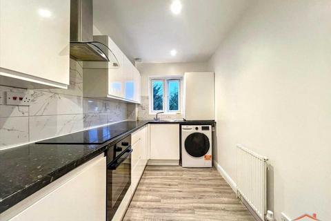 2 bedroom apartment for sale, Monarchs Court, 10 Grenville Place, Mill Hill