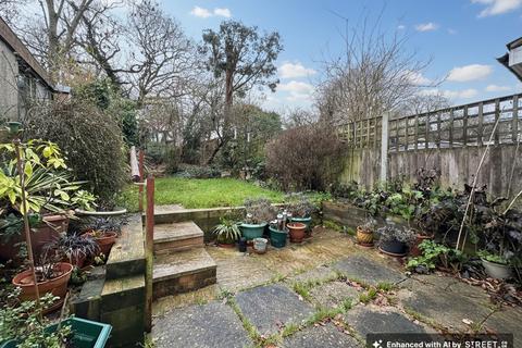 undefined, Beverley Rise, Billericay CM11