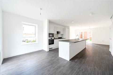 undefined, Mistletoe, Houghton Regis, Dunstable, LU5