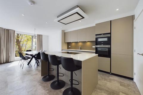 undefined, Apartment 5 Brunswick Place, S11