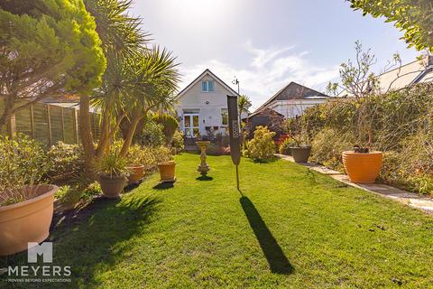 3 bedroom detached bungalow for sale, 10 Townsville Road, Bournemouth, BH9 3HL