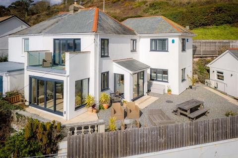 undefined, Torpoint PL11