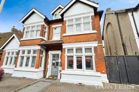 undefined, Carshalton Road, Sutton