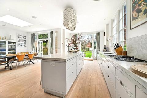 undefined, The Avenue, London, W4